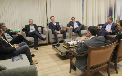 Governo e empresários do ramo do vestuário tratam de instalação de indústrias em Três Lagoas