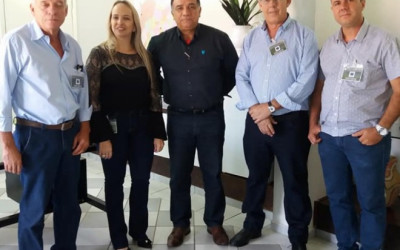 Prefeito busca solução para dvidas com Sanesul e Ibama