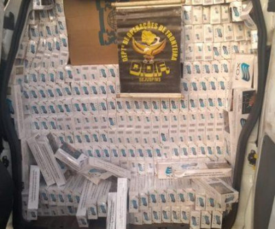 DOF apreende veículo carregado com cigarros contrabandeados 