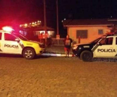 Para defender a irmã, filho de 14 anos mata o pai com facão