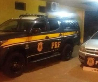 PRF em Coxim/MS recupera carro roubado com menor de idade