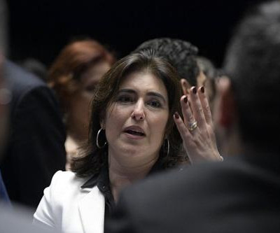 Simone avalia deixar o MDB  após ameaças de Renan