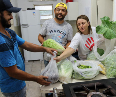 Prefeitura investe mais de R$ 1,7 milhão na merenda escolar adquirindo produtos da região