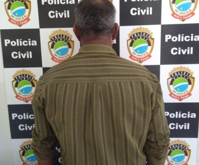 Homem é preso com CNH falsa em Santa Rita do Pardo