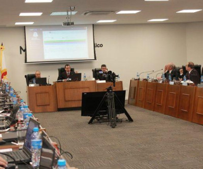 Passos cede e dificulta investigação de promotores contra políticos de MS com foro
