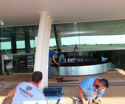 Aeroporto de Três Lagoas recebe instalação de esteira para malas