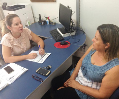 Assistência firma parceria com a UFMS para pessoas idosas participarem de cursos