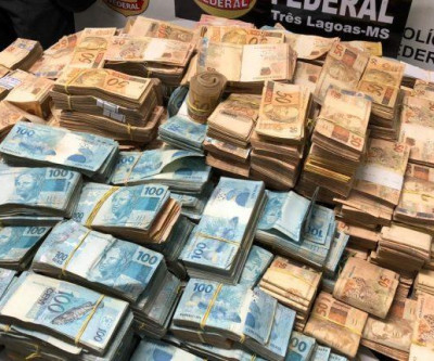 Dinheiro apreendido pela PF durante operação em MS pode chegar a R$ 4 milhões