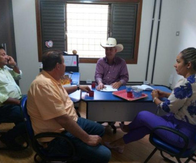Em reunião com prefeito de TL, Eduardo Rocha conversa sobre infraestrutura para o município