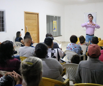 André Bittencourt levou ao bairro Santa Rita edição do projeto “Pensando Três Lagoas”.
