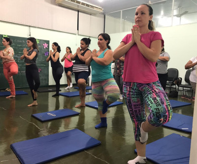 Grupo Vida Leve conhece os benefícios da Yoga