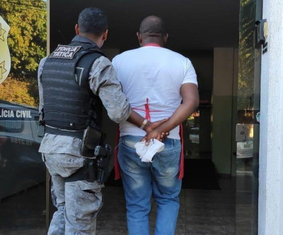 Homem é preso ao vender “espetinho” de crack em Nova Andradina (MS)
