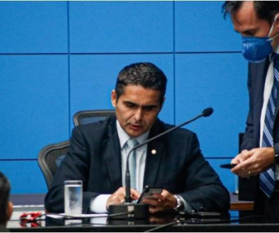 Pelo WhatsApp, deputados aprovam estado de calamidade em MS