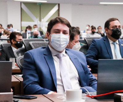Planos de saúde deverão autorizar exame RT-PCR de forma imediata