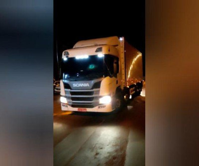 VÍDEO: Cocaína avaliada em mais de R$ 25 milhões é encontrada em carga de carne em MS