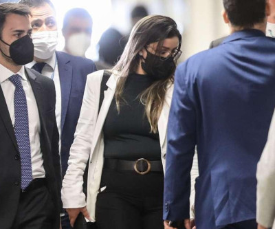 Diretora da Precisa permanece em silêncio na CPI da Covid