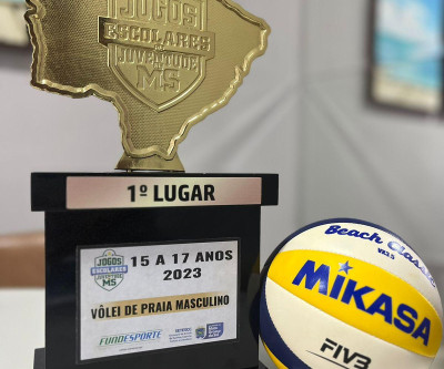 Atletas de vôlei de praia da SEJUVEL vencem Jogos Escolares da Juventude e representarão MS na fase nacional