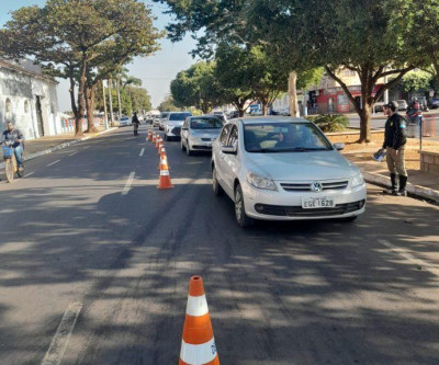 Três Lagoas celebra o Dia do Motorista com blitz educativa