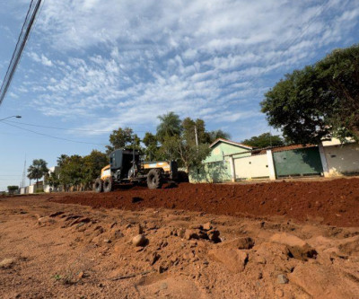 Prefeitura inicia pavimentação no Quinta da Lagoa