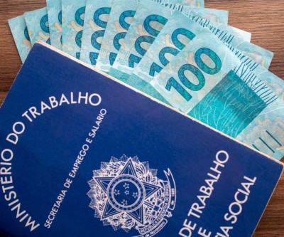 Salário mínimo pode subir R$ 120 e chegar a R$ 1.741 em 2027