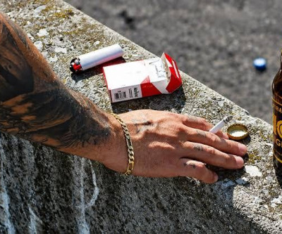 Álcool e cigarro podem causar cegueira, alertam especialistas