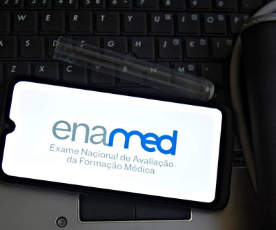 Cartões de inscrição no Enamed e Revalida estão disponíveis