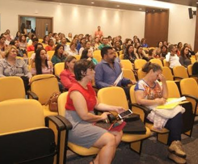 Reunião técnica capacita municípios para implantação do Programa Criança Feliz