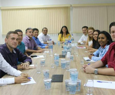 Vereadores de Três Lagoas apresentam solicitações à vice-governadora