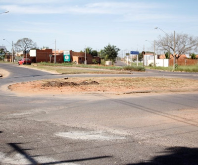 Pavimento asfáltico da via de acesso ao Jupiá será reconstruído