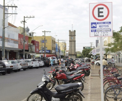Prefeitura abre mão de receita em acordo para isenção de tarifa da zona azul