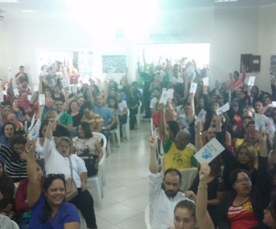 Alunos da rede estadual de ensino permanecem sem aulas até decisão da Fetems