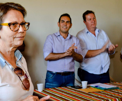 Deputada Tereza Cristina visita obra de implantação de rede de água em assentamento de Selvíria