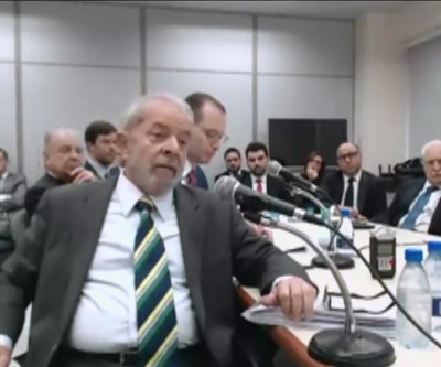 Moro recebe pedido da defesa de Lula e confirma depoimento presencial em Curitiba, em setembro