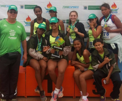 Atletismo feminino de Três Lagoas é campeão na capital e se classifica para etapa nacional dos jogos escolares
