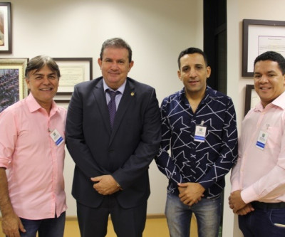 Vereadores de Três Lagoas visitam gabinete do deputado estadual Eduardo Rocha