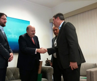 Presidente da Fiems, embaixador e governador debatem integração logística com Paraguai