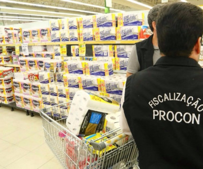 Bancos e supermercados de Três Lagoas são fiscalizados pelo Procon e Vigilância Sanitária