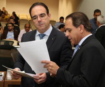 PEC apresentada pelo Coronel David assegura destinação de emendas aos municípios