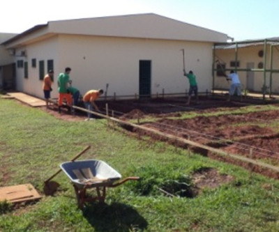 Detentos recebem qualificação profissional na área de construção civil