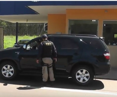 Visando o combate ao crime PRF desencadeia a operação “Especialistas” em Três Lagoas