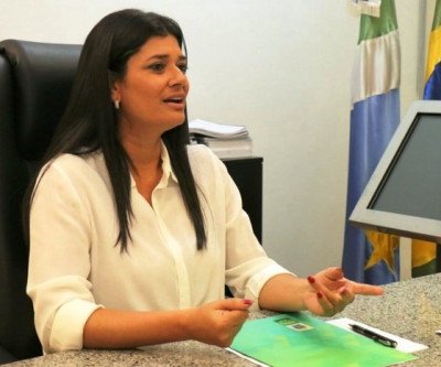 Vice-governadora reúne-se com beneficiários do Vale Renda e Vale Universidade