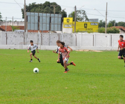 Campeonato da base começa com goleadas de CTAF e Recanto do Galo