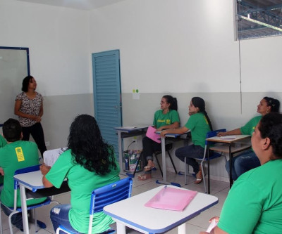 Delegados de MS ensinam alunos a se defender do bullying