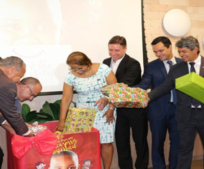 Campanha Compartilhe o Natal espera arrecadar 10 mil brinquedos