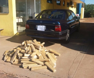 PRF apreende maconha que seria levada para Ribeirão Preto/SP