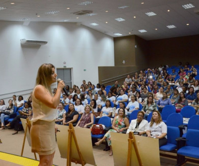 Profissionais da educação participam de capacitação focada na Educação Infantil