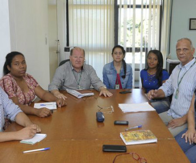 Agraer e Cecaf avaliam comercialização junto a produtores