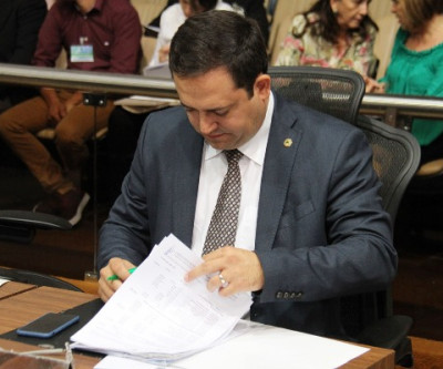 Sancionada a lei do deputado Márcio Fernandes que garante exame de trombofilia às mulheres