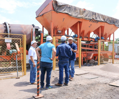 Vereadores visitam empresa CGR que deve ser beneficiada com área do município