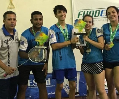 Equipe de Badminton treina pesado em busca de classificações para 3º Campeonato Brasileiro e mundial na Índia